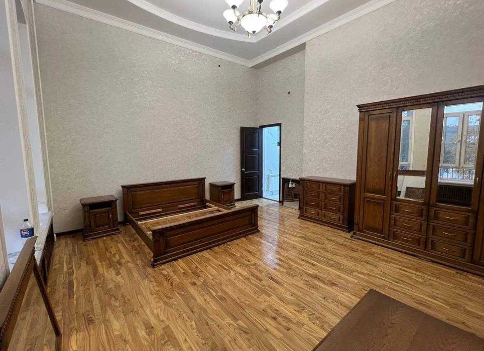 Евродом 8-соток Военный Госпиталь Ясси British school премиум Классика