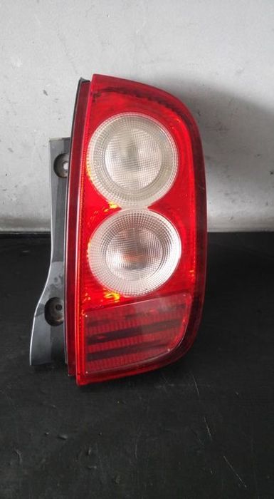 Stop tripla lampa dreapta nissan micra