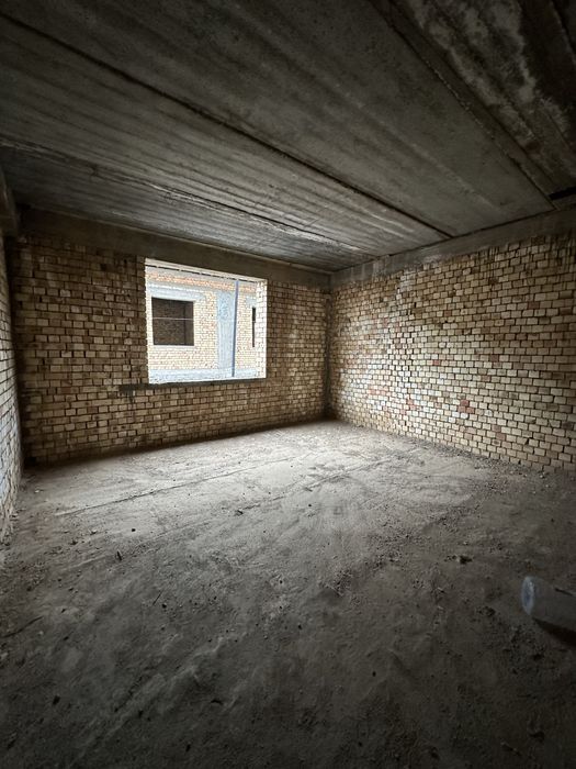 Уч кахромон Обод махалласида каропка сотилади