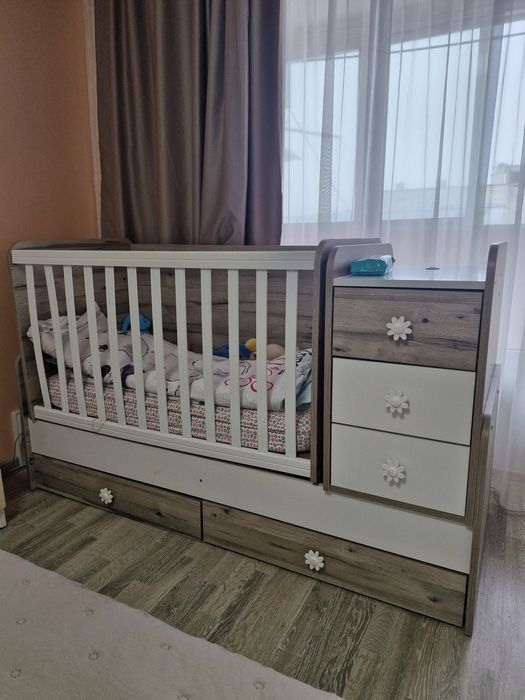 Бебешко  трансформиращо легло + матрак