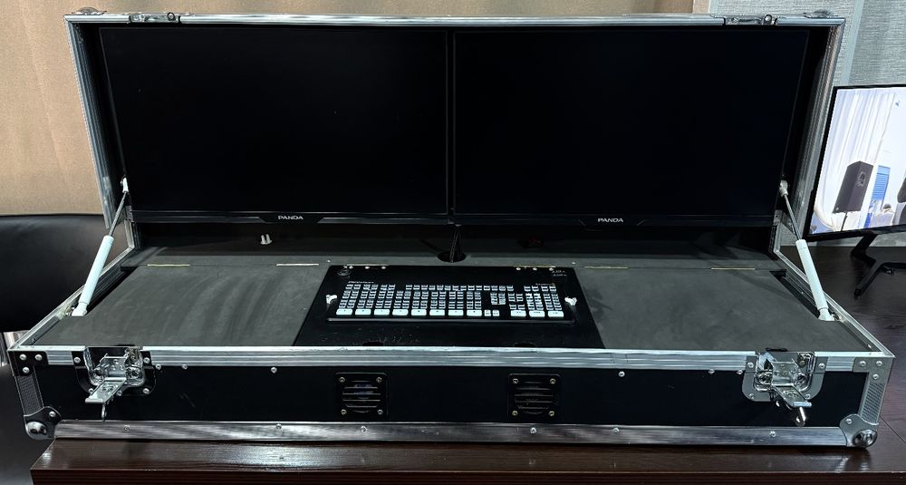 Maxsus chemodan (blackmagic atem pulti uchun) sotiladi tayyor