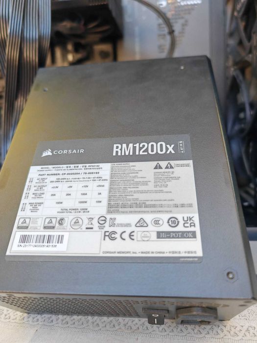 Sursa Corsair RMx Shift Series RM1200x, 1200W 80+ GOLD | Stare ca noua
