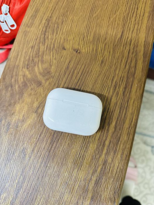 наушники Airpods 4