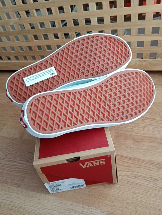 Vans off The Wall Teniși Adidas Yeezy Boost Ultra Nike Balenciaga Bape