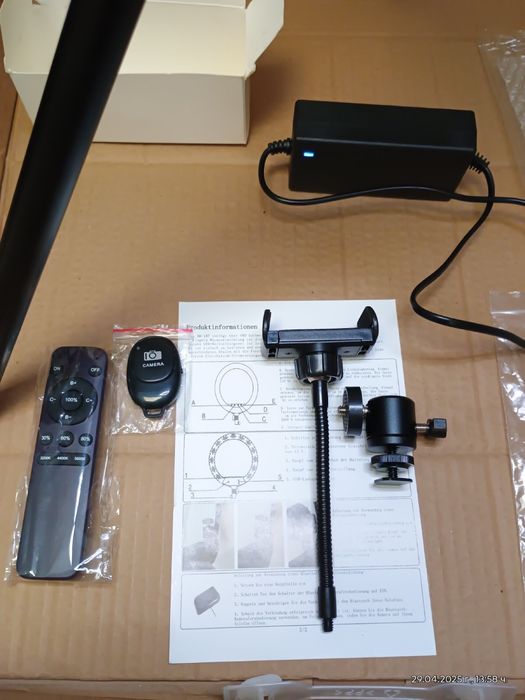 LED лампа 18 инчова със статив със сензор и дистанционно управеление