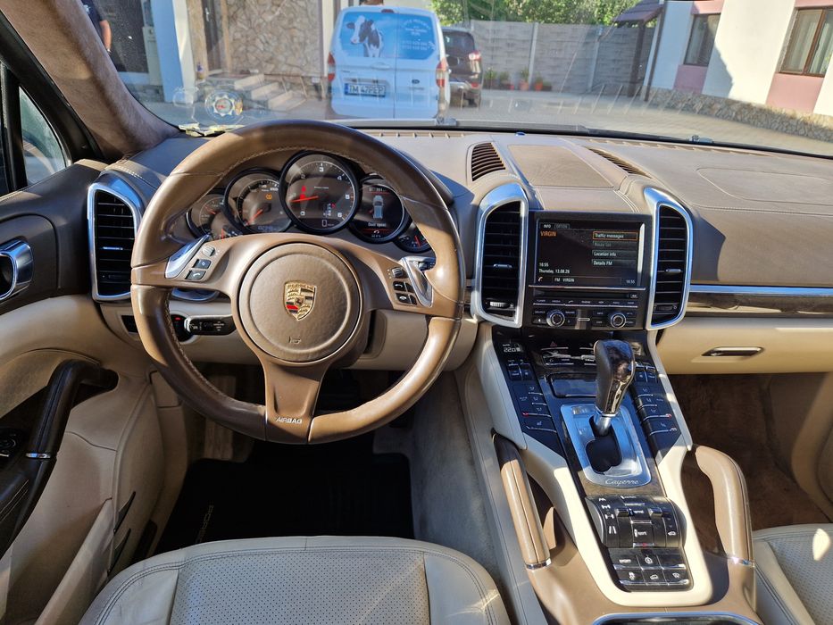 PORSCHE Cayenne 2013 — imagine 5