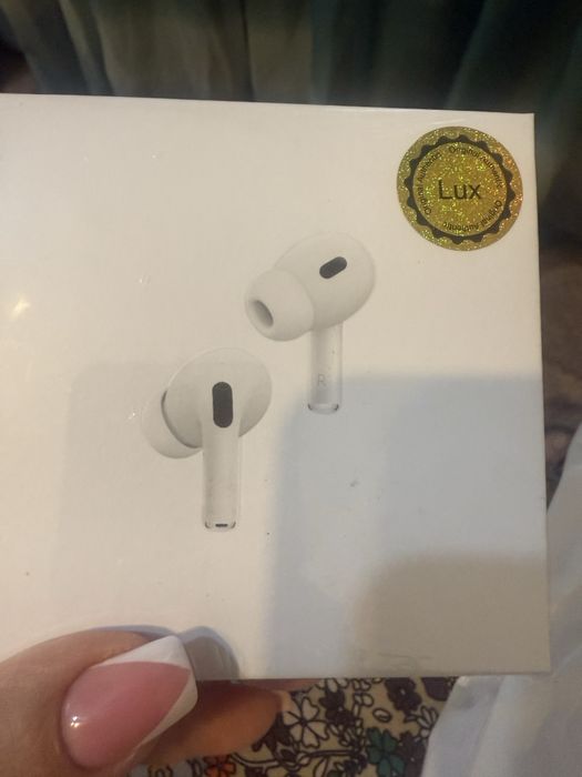 Продам срочно айфон 16про макс