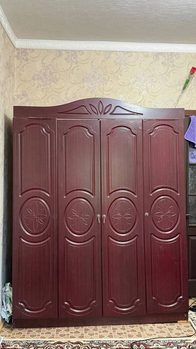 Oyna shkaf sotiladi 900.000