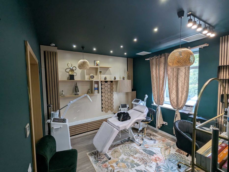 Cafenea Salon plus spatiu Rin Grand Residence