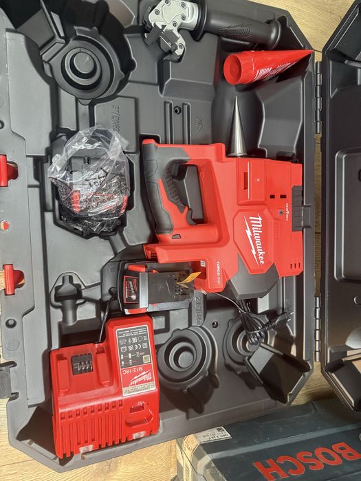 Акумулаторна машина за разширяване на тръби Milwaukee m18oneblpxpl