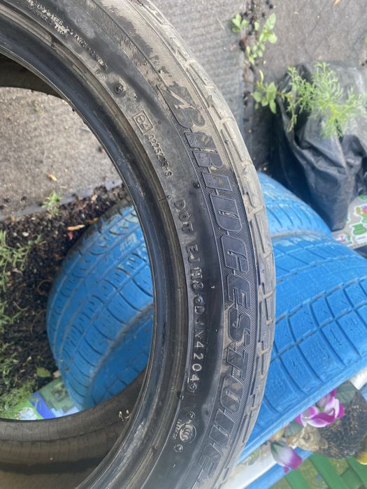 Продам резину BRIDGESTONE 225/45/R17