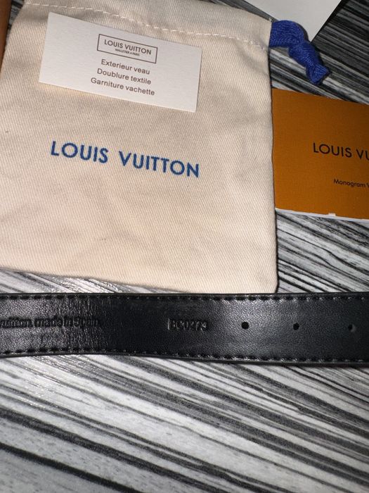Bratara Louis Vuitton neagra, sigla argintie
