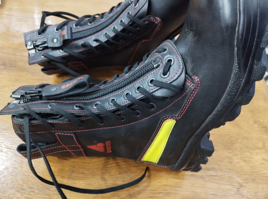 Немски пожарникарски боти