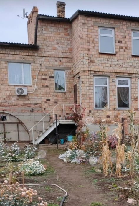 Дом двух этажный