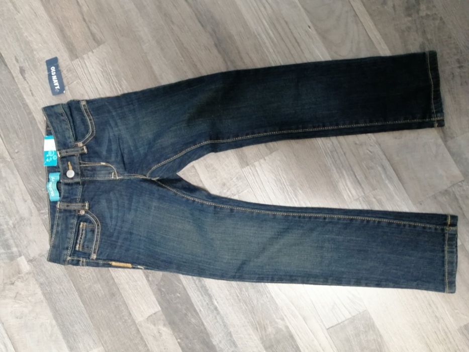 Чисто Нови дънки