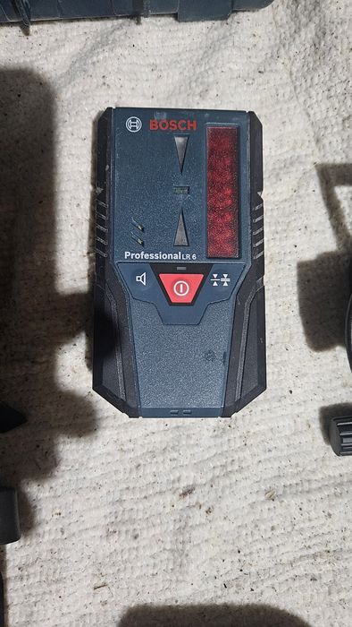ЛАЗЕРНЫЙ УРОВЕНЬ Bosch с Приемником