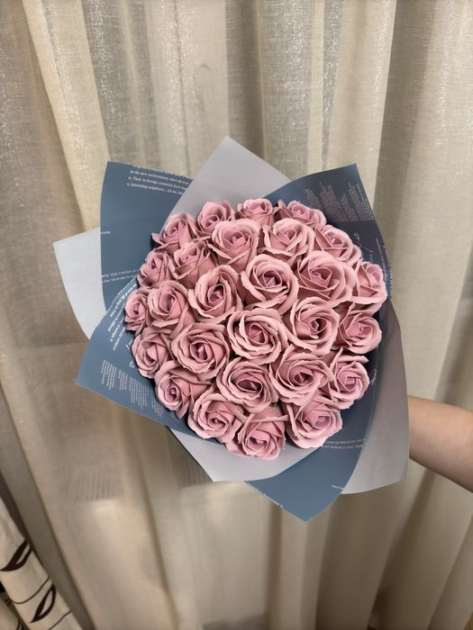 Buchete si aranjamente din trandafiri de sapun