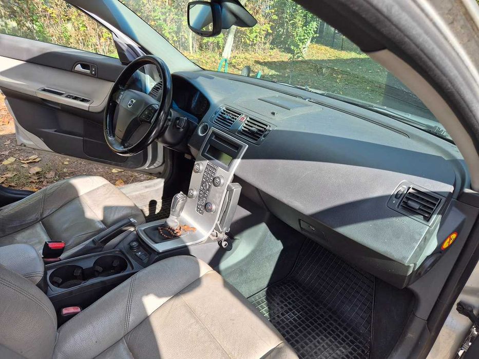 Volvo S40 II, 2.0D 2004