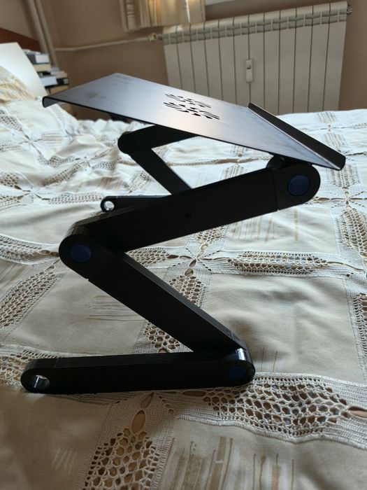 Масичка за лаптоп