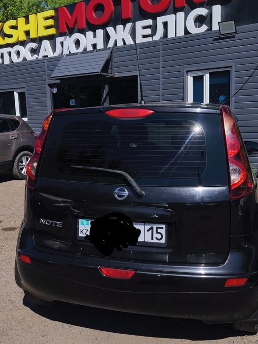 Nissan note 2012 года продам