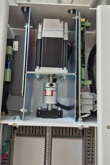 CNC стъпкови двигатели и периферия