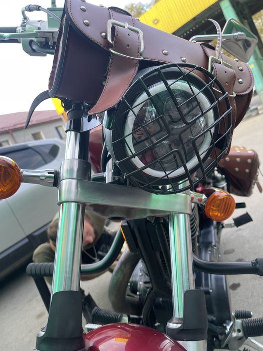 Suzuki Boulevard S40