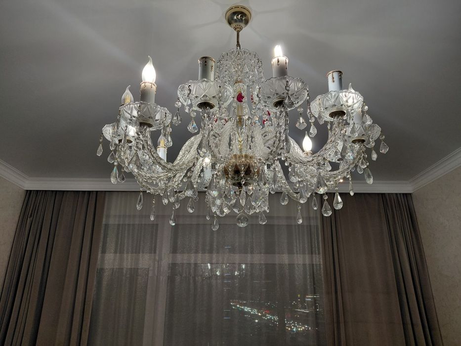 Хрустальная люстра 12 рожковая