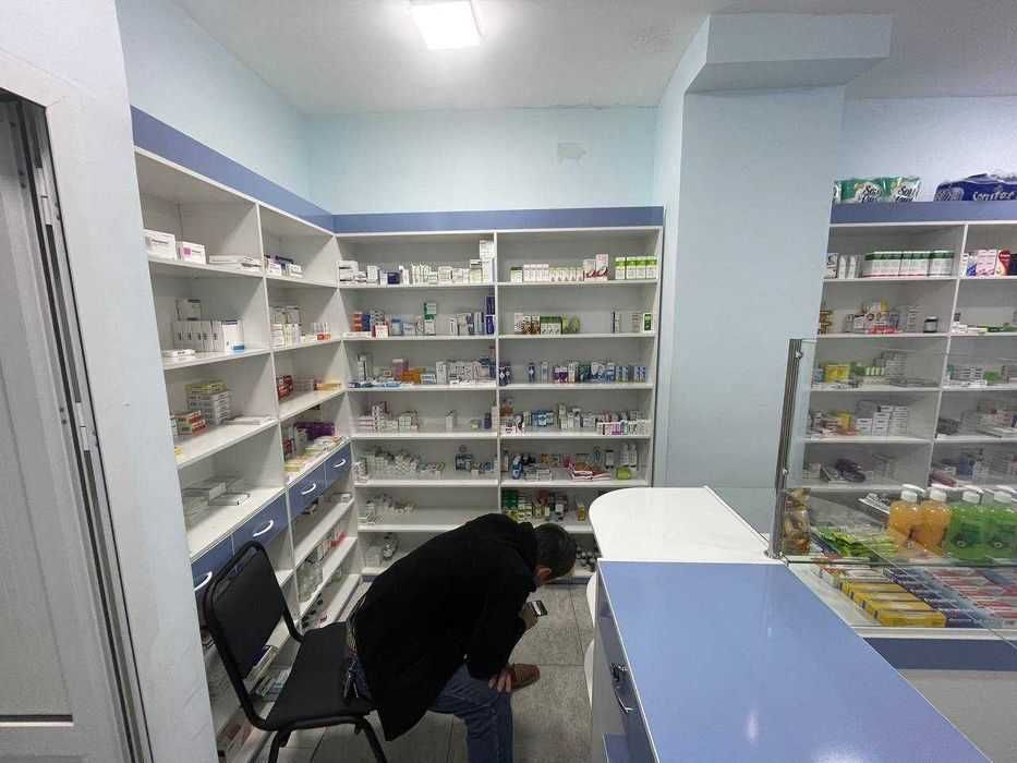 Аптека ёки дукон учун мебель стеллаж - Apteka Dorixona uchun mebel