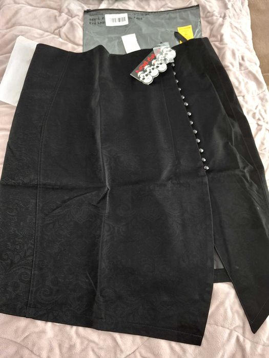 Готик пола devil fashion