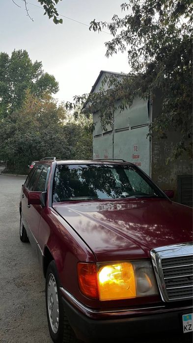 S 124 продам в отличном