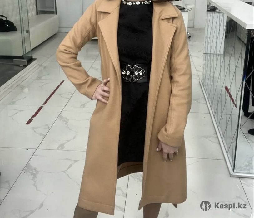 Продам пальто размер S