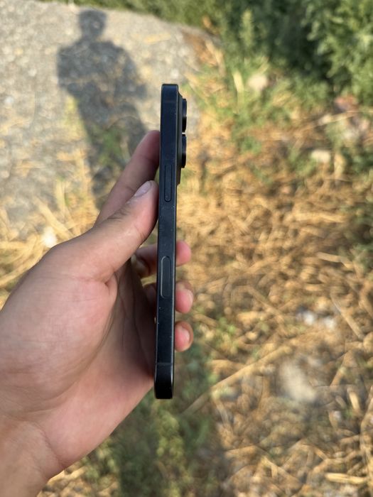 Iphone 16 pro 256 срочнаааа
