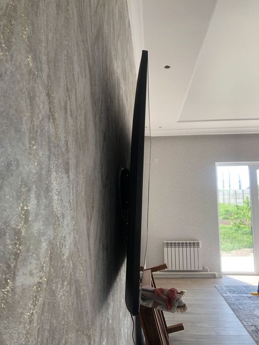 Телевизор самсунг Корея 165 диагональ