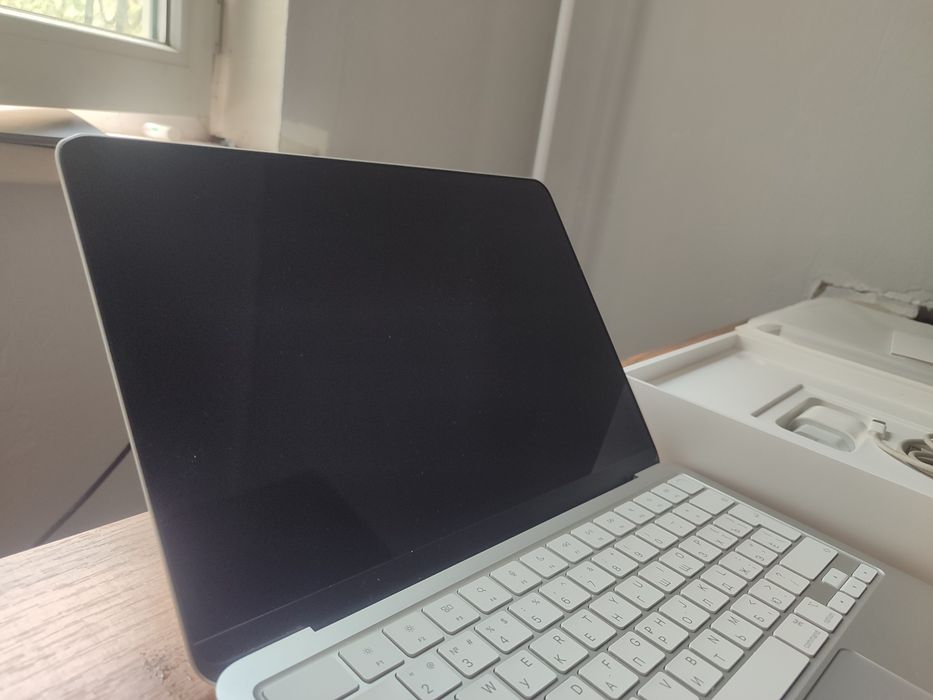 MacBook Neo 8/512