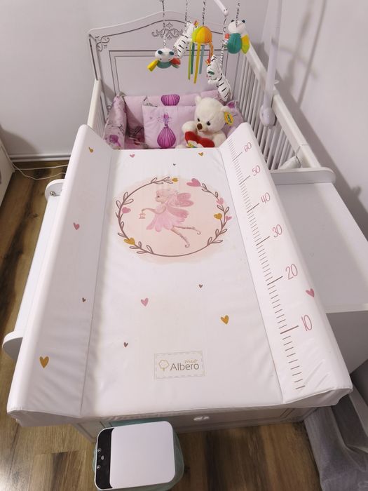 Pătuț bebeluși + saltea + carusel