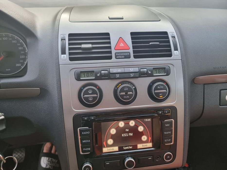 Vw Touran CROSS1.4 tsi 2010