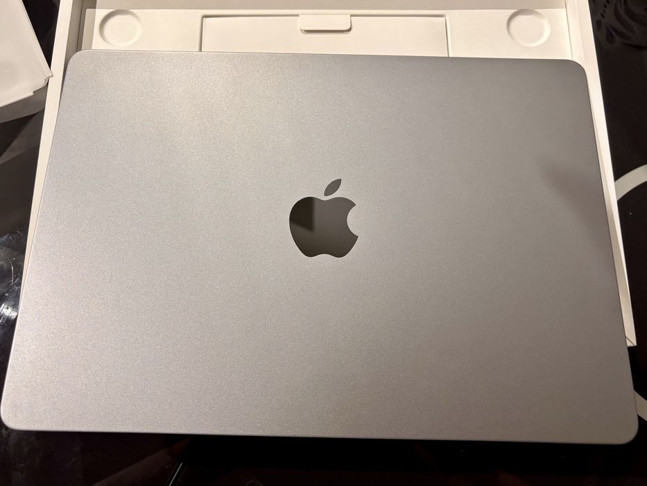 MacBook Air M2 2022
