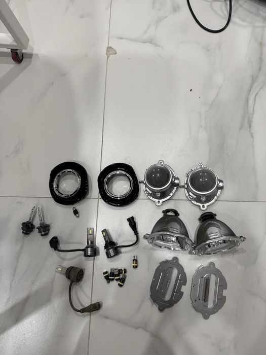 Продам детали фары LX 570