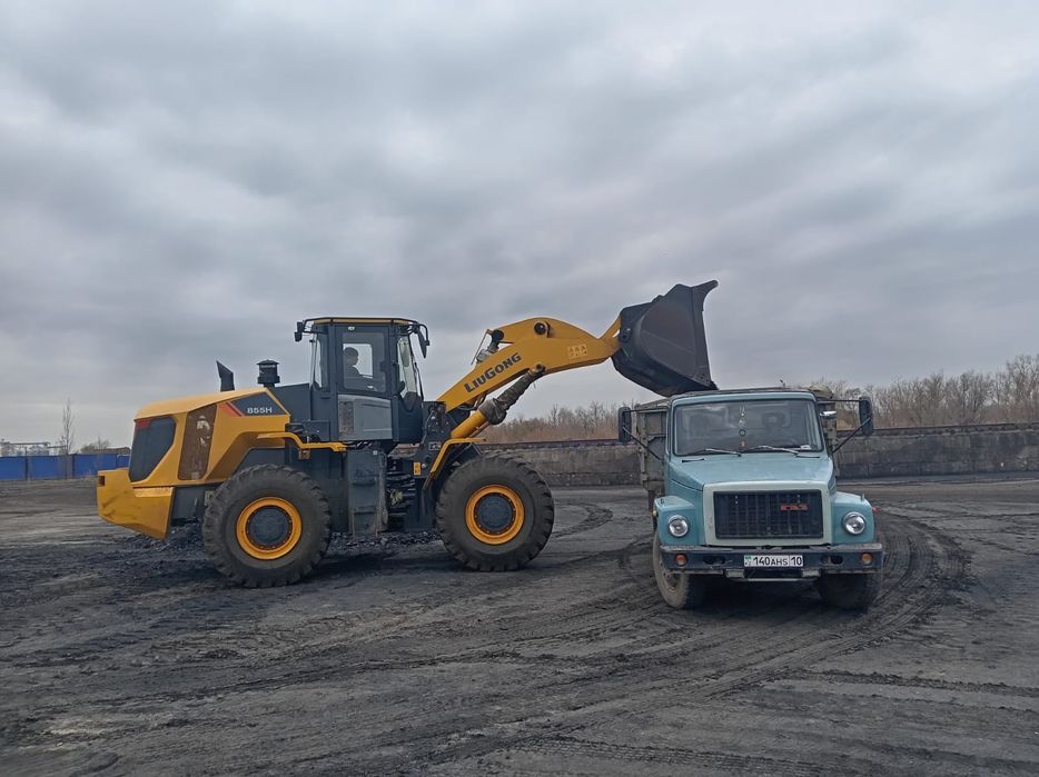 Вывоз снега,мусора ,и т.д