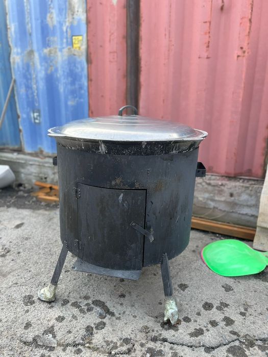 Продам казан с горелеой