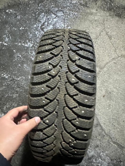 Продам новые зимние шины с дисками