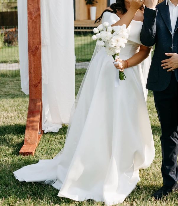 Продам свадебное платье