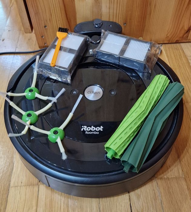 Робот прахосмукачка iRobot i5