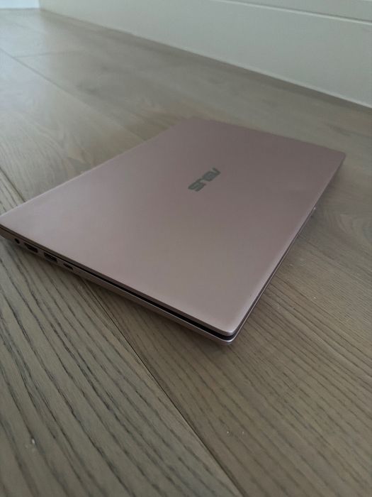 Laptop Asus VivoBook