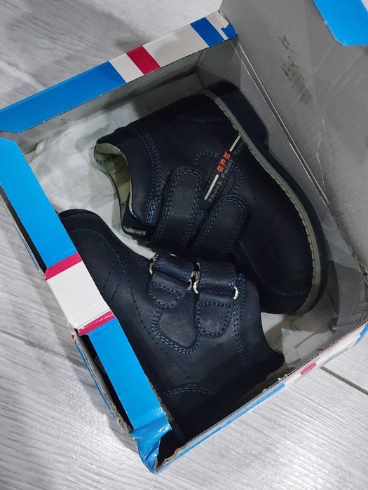 Продам детскую обувь ortopedia