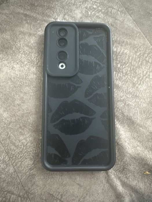 Honor 90 в хорошем состоянии