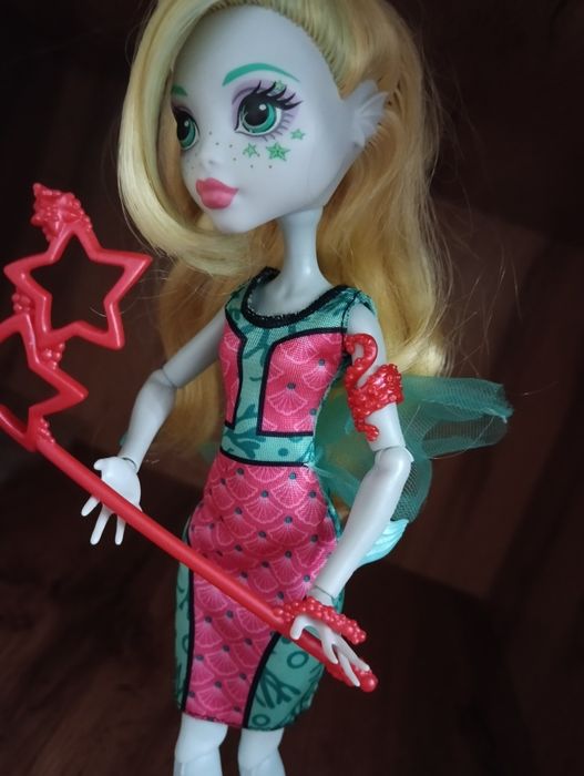 Продам куклу монстер хай лагуна Блю