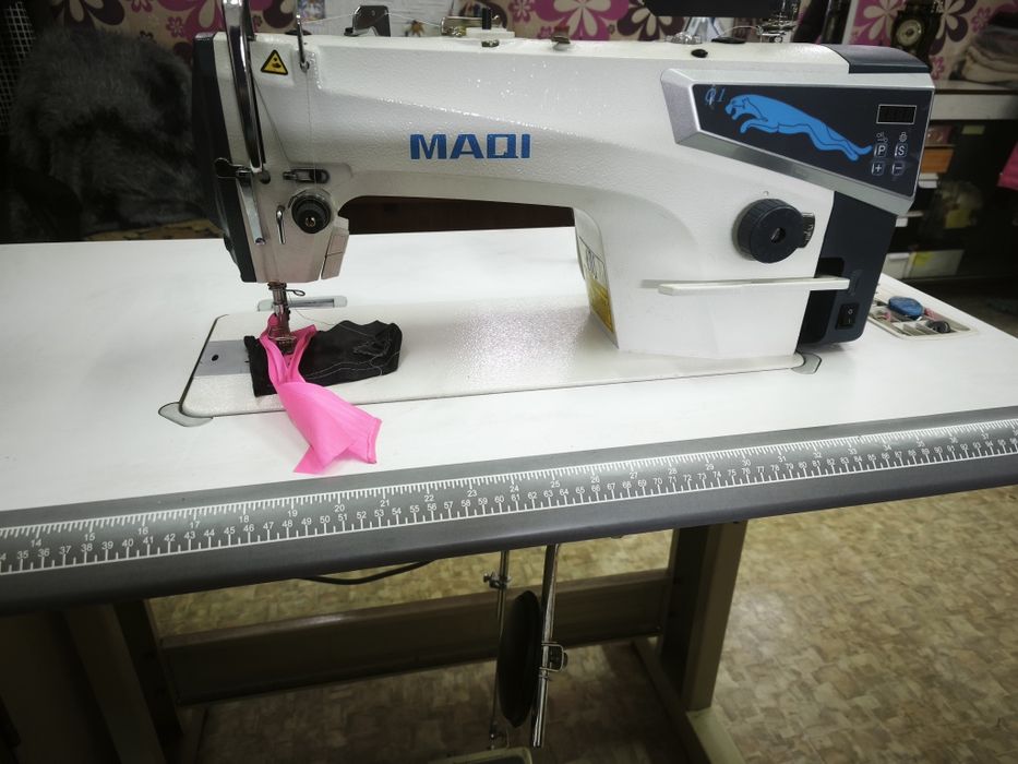 Швейная машина MADI