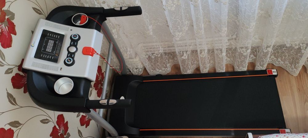 Banda de alergat electrica