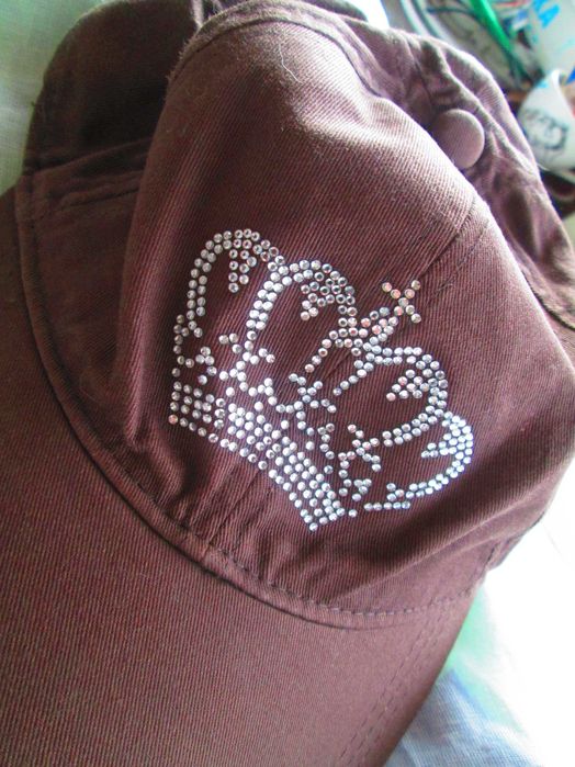 basca maro cu cozoroc  fete